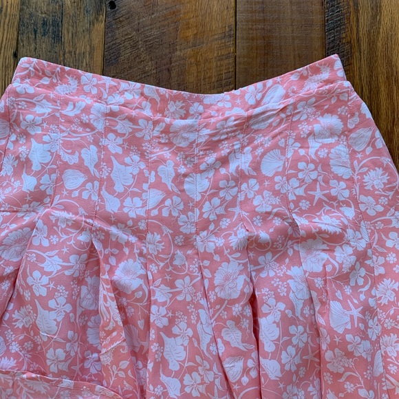 Old navy skirt - Picture 2 of 3